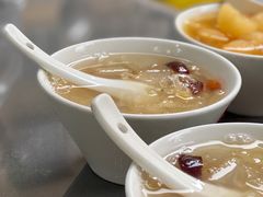 银耳川贝雪梨-张飞木薯羹(金鱼巷店)