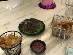 -范特西FANTASY量贩式KTV(民主广场店)
