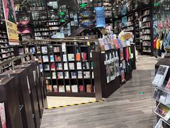 -钟书阁(群光广场店)