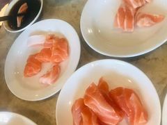 -金马门国际美食百汇(珞喻路店)