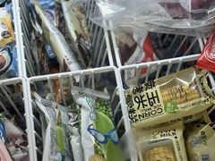 -全家便利店(上海南站站店)