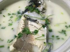 -天乐农家鱼头王(天目湖店)