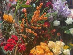 -谷莠子花艺气球派对·绿植造景·花艺沙龙(东海缤纷天地店)