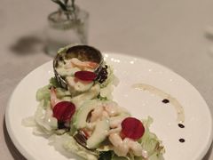 鲜虾牛油果色拉-漢舍中国菜馆(889广场店)