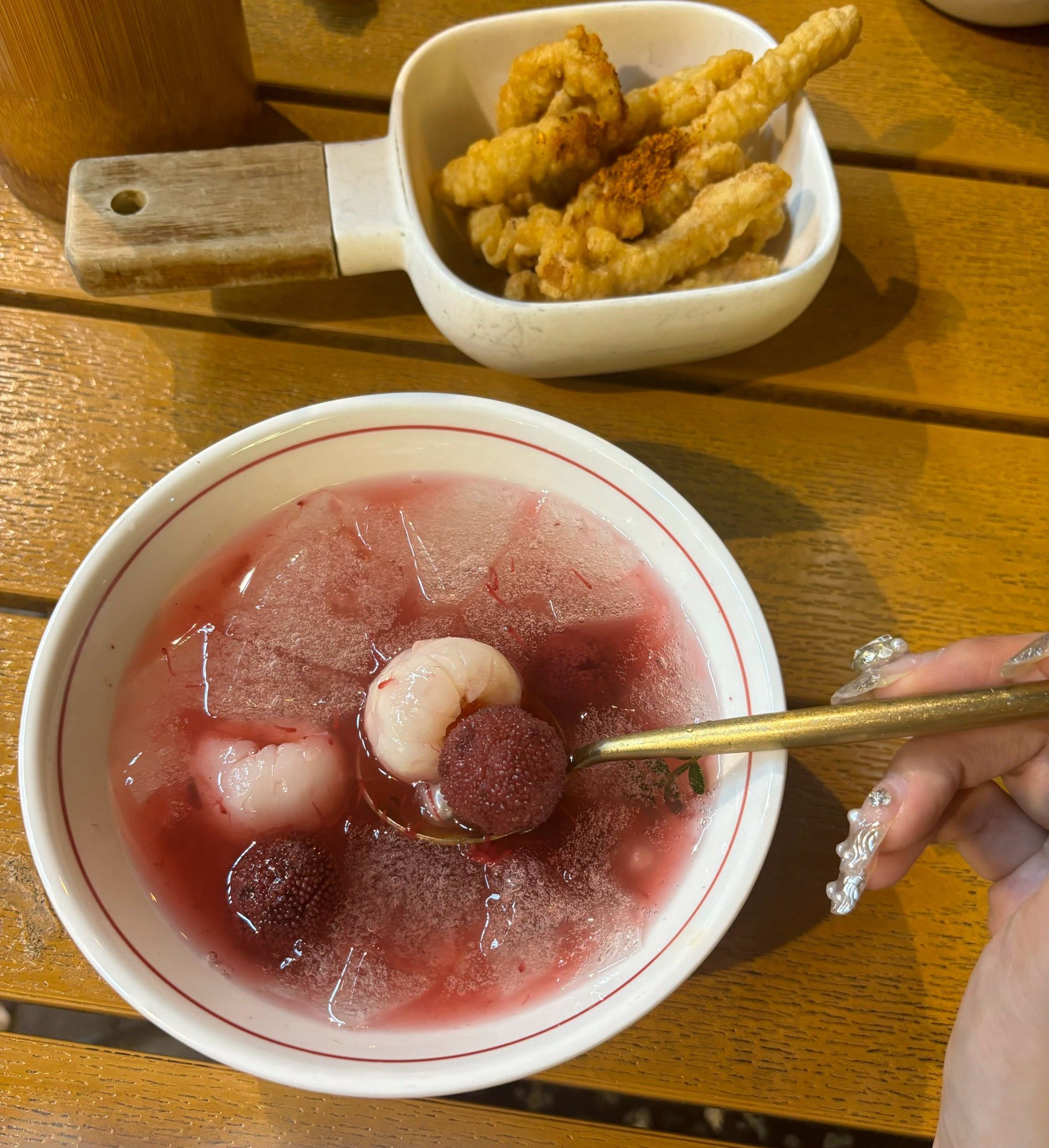夏天必备甜品:荔枝果冻!