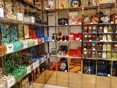 -VENCHI 闻绮(北京国贸商城店)