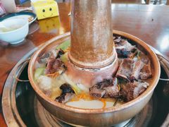 -岳记兴隆·青城腊排铜火锅(融创店)