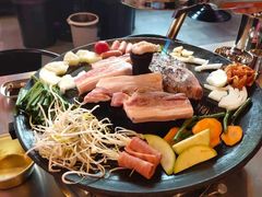 -豚豚家돈돈가韩国锅盖烤肉(新北万达店)