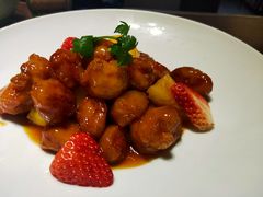 菠萝咕噜肉-有璟阁港式餐厅(国贸商城店)