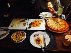 -百好乐宠物友好餐厅(朝外大街店)