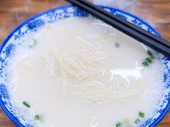 鱼汤面-雪琴面馆富安特色鱼汤面(城中花园店)