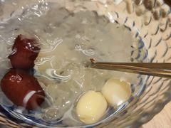 莲子银耳羹-莆田餐厅PUTIEN(万象天地店)