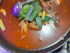 -霄汉牛三鲜湖北砂锅菜(万松园2店)