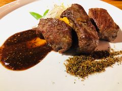 -more than meow吴止猫主题餐厅(承德 中船汇店)