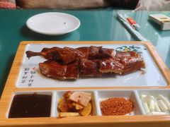 -水上人家民俗餐厅(洱海公园店)
