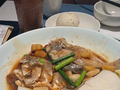 鲳鱼烧年糕-荣小馆(临海世纪花城店)