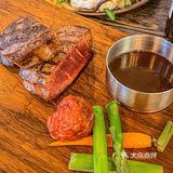 这家bistro有少女心爆棚🌸粉色浪漫意面