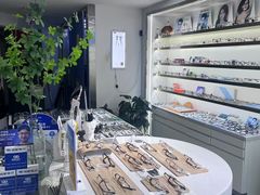 -视野联行眼镜蔡司·依视路官方授权店(顺城店)