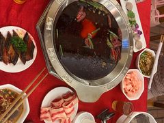 -山城年华老火锅(玉林店)