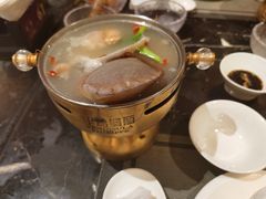 -半岛翡丽海鲜自助餐厅(观风亭店)