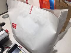 -优衣库(上海正大广场店)