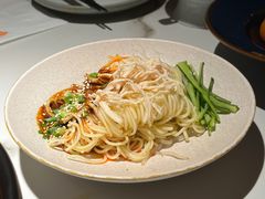 鸡丝凉面-麻六记(新天地店)