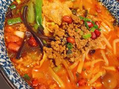 -粉家柳州螺蛳粉(杨宅路店)