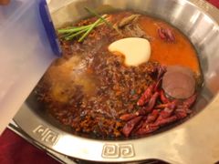 -山城年华老火锅(玉林店)