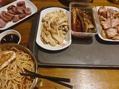-聚合鑫东北熏酱熟食麻辣面(长阳店)