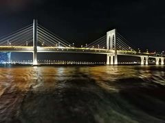 -港珠澳大桥码头