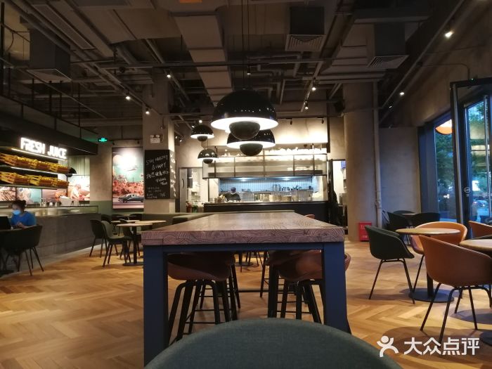 Wagas沃歌斯(正大乐城店)大堂图片