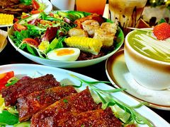 -mordew加州日记西餐&小酒馆(新天地店)