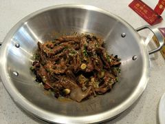 -张大师鸭爪爪特色干锅(南湖店)