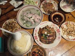-老方桌烂蹄花川菜馆(九龙坡店)