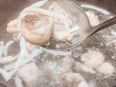 海南文昌鸡-四季缤纷椰子鸡(雨花亭凯德广场店)