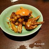 裹着面粉炸的，糖醋汁浓郁，量特别大