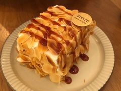 -半勺舒舒生日蛋糕店