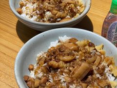 -红猪卤肉饭(大西洋美食城店)