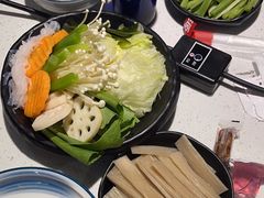 -三江源活鱼现烤(维多利摩尔城店)