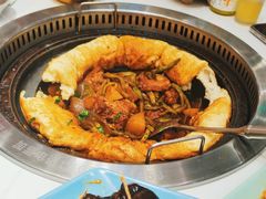 -满兴咱妈烀饼铁锅炖(兰州北街店)