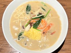 特色海鲜面-荣家黄鱼面(前滩太古里店)