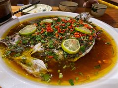 -老滇山寨•云南特色菜•地方菜•民族风情歌舞表演(金碧店)