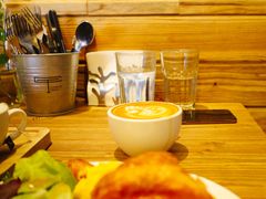 -Common Table · Brunch & Coffee