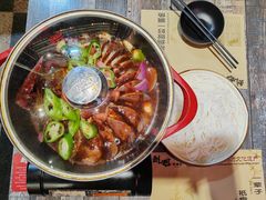 -刘姐啤酒鱼民族演艺餐厅(阳朔美食抗战路店)