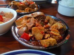 -艳阳天民俗村(公园路店)