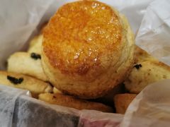 -SKROLL卡特司库·蛋糕定制·生吐司·司康(古北程家桥店)