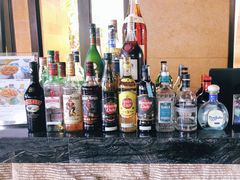 -三亚湾海居铂尔曼度假酒店