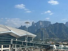 -张家界荷花国际机场