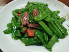 荷兰豆炒香肠-老味道餐厅(江山店)