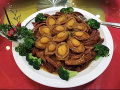 鲍汁凤爪焖中鲍-北海渔村酒楼·粤菜海鲜点心(新华店)